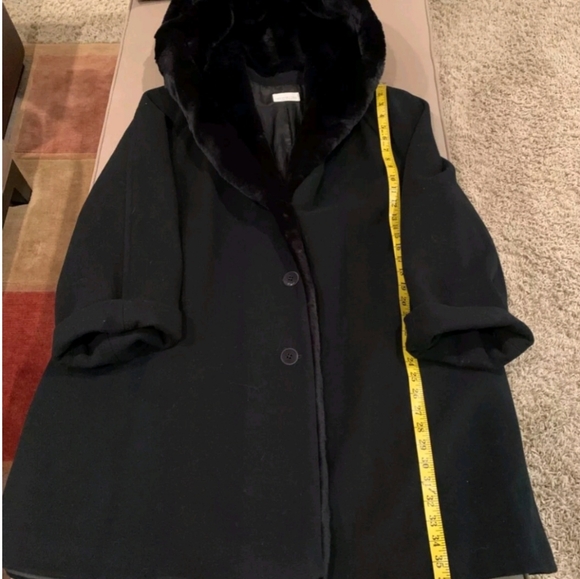HENRI BENDEL WOOL COAT with giant hood - Picture 5 of 8